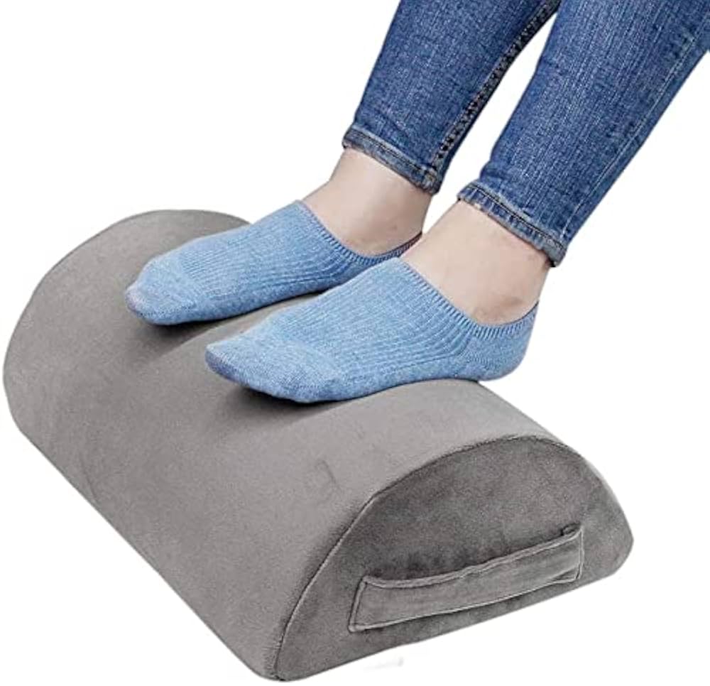 Best Footrest And Leg Support Accessories for Desk Work (Buyer’s Guide)